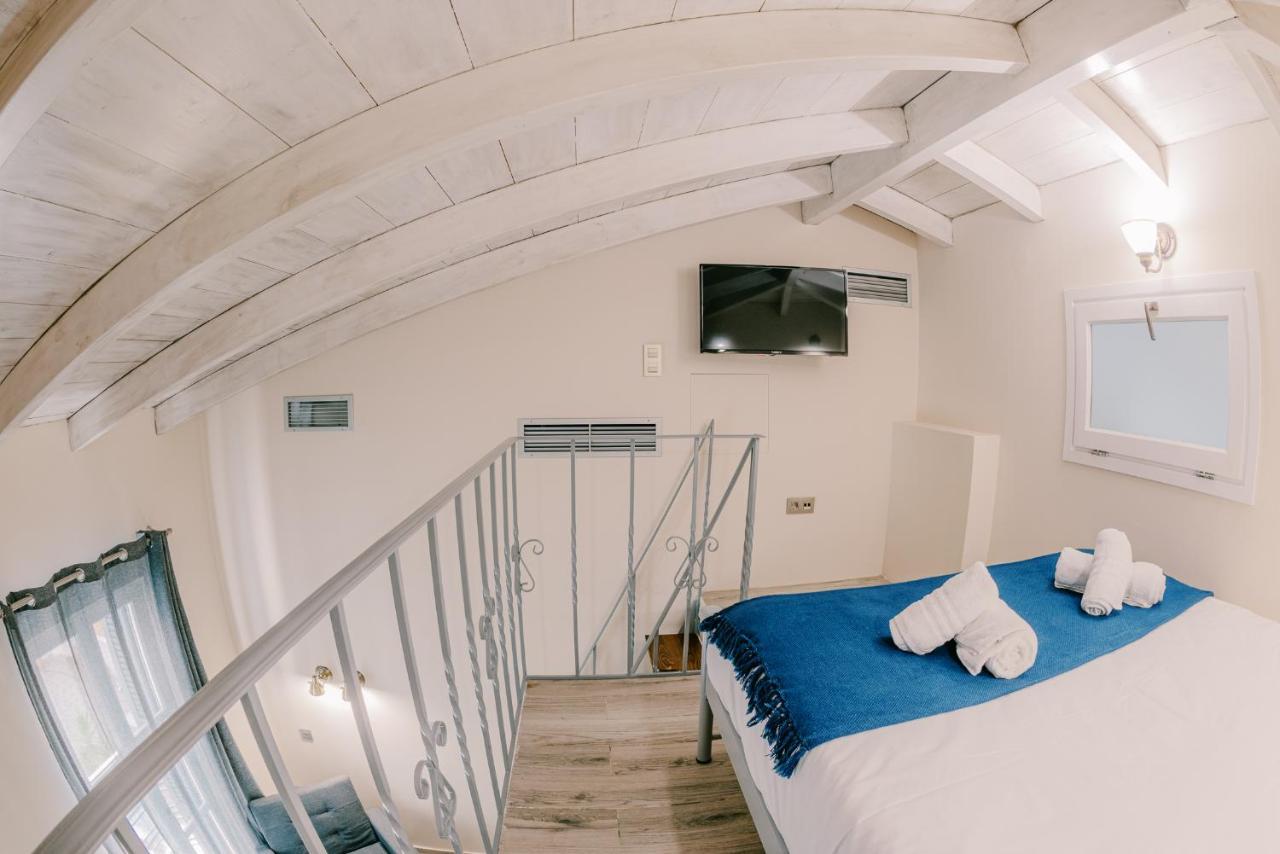 אתונה Neapolis 1897 Boutique Luxury Rooms מראה חיצוני תמונה