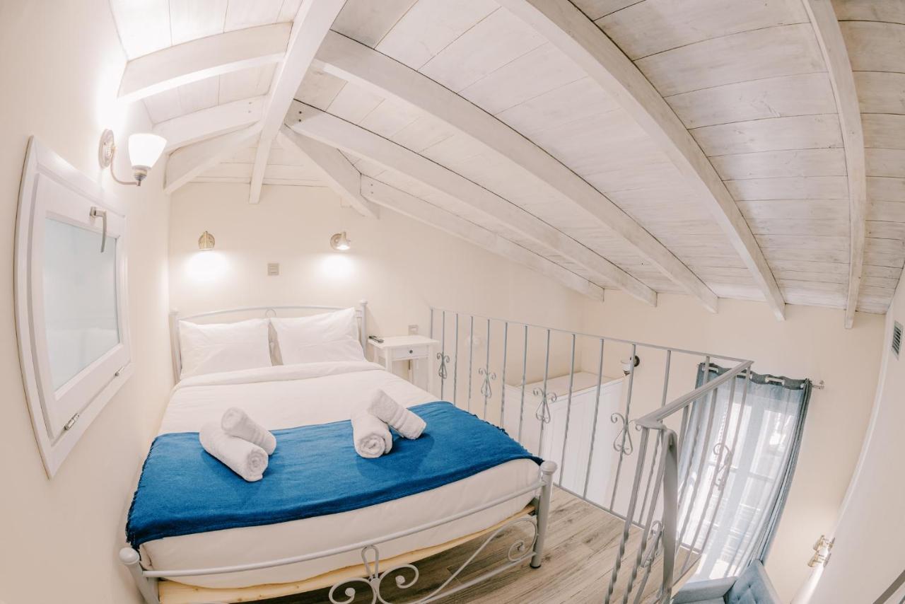 אתונה Neapolis 1897 Boutique Luxury Rooms מראה חיצוני תמונה